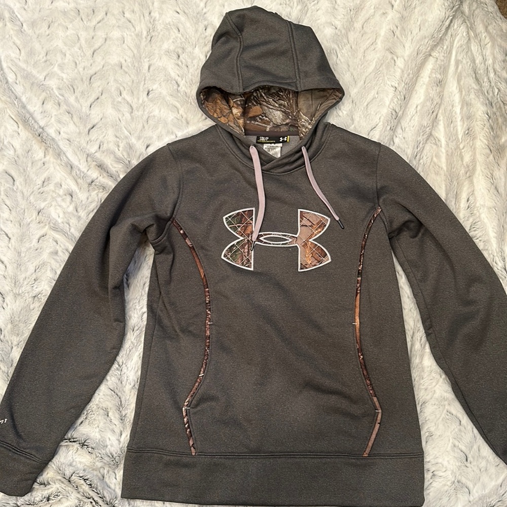 Under Armour Hoodie